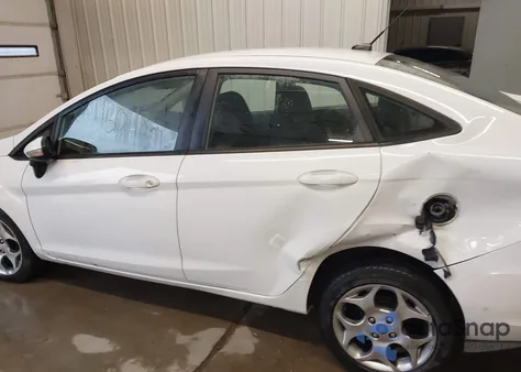 2011 Ford Fiesta Sel из США, поврежденный, VIN 3FADP4CJ8BM221747